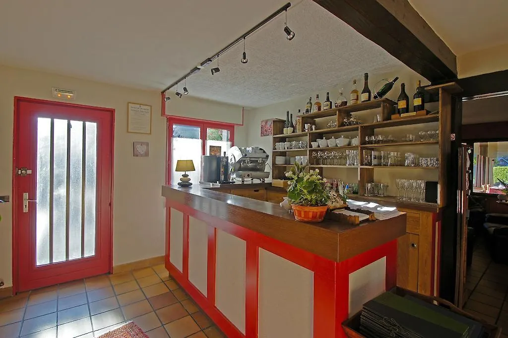 Hotel Restaurant Le Bois du Seigneur Châtillon-sur-Cluses 3*,
